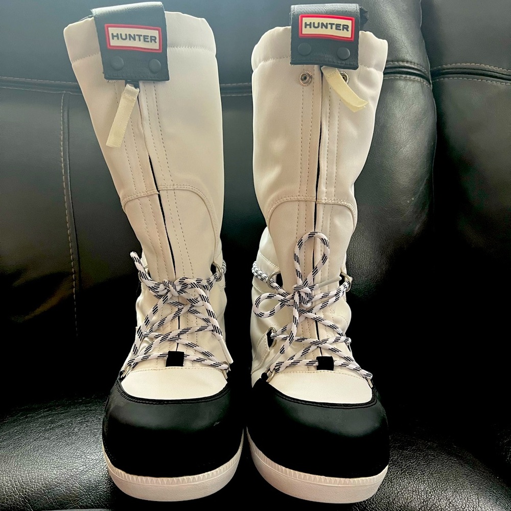 Hunter Snow boots